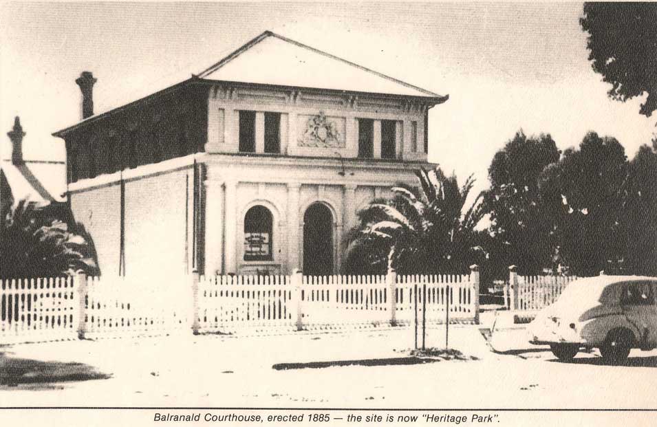 “Balranald courthouse, erected 1885 – the site is now ‘Heritage Park’.” Photo: courtesy Russell Bodinnar, Balranald “Balranald courthouse, erected 1885 – the site is now ‘Heritage Park’.” Photo: courtesy Russell Bodinnar, Balranald