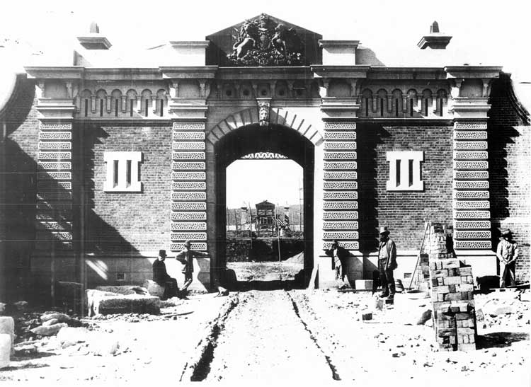 Goulburn gaol gate construction, n.d. SRNSW NRS4481, Government Printing Office Glass Negatives, photo 1373