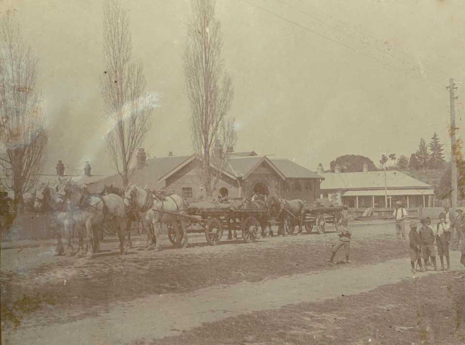 Hill End courthouse, built 1899. Photo ID: SRNSW 4346_a020_ a020000030.jpg Hill End courthouse, built 1899. Photo ID: SRNSW 4346_a020_ a020000030.jpg