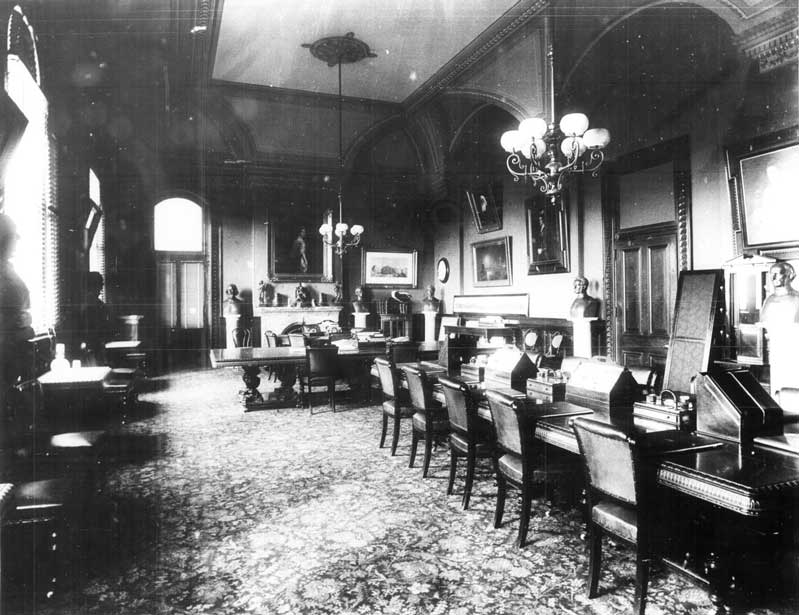  NSW Executive Council chamber interior, c. 1890, situated in the Colonial Secretary Building. Photo: SRNSW [NRS4481], Government Printing Office Glass Negatives, photo 1445.