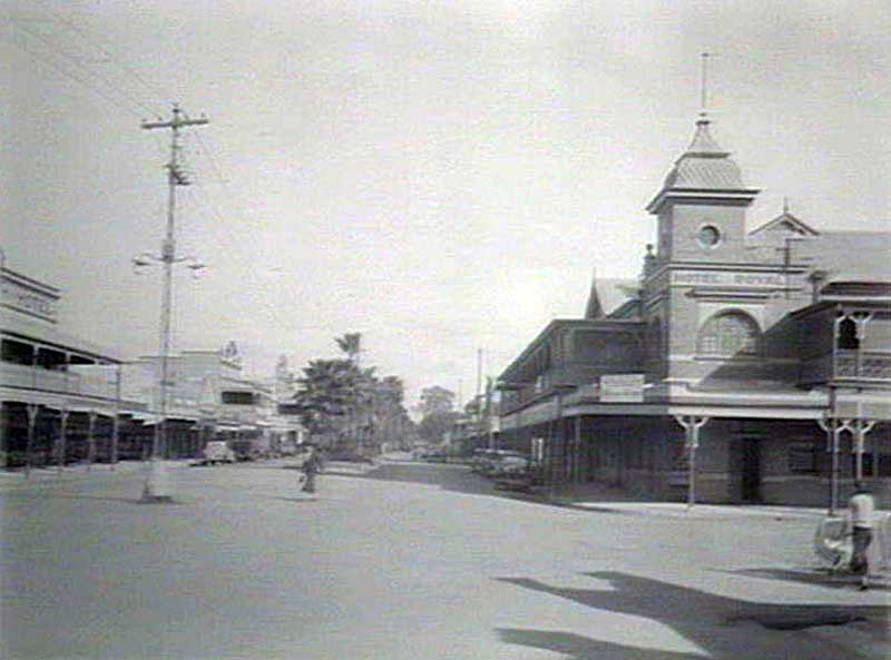Casino, Hotel Royal on left, Jul 1936. Image: NSW State Library collection. Reproduction: Peter de Waal