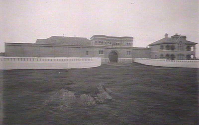 Grafton gaol, n.d. Image: NSW State Library collection. Reproduction: Peter de Waal
