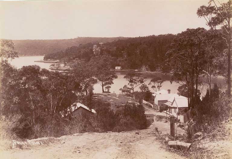 Folly Point, Middle Harbour, c. 1900-1910. Image: NSW State Library collection. Reproduction: Peter de Waal Folly Point, Middle Harbour, c. 1900-1910. Image: NSW State Library collection. Reproduction: Peter de Waal