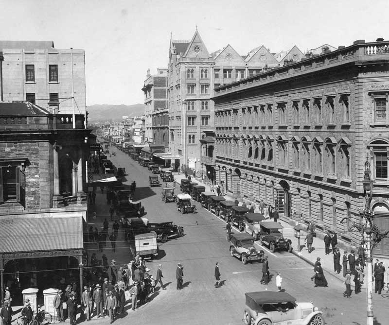 Pirie Street, looking east from King William Street, Adelaide. On the right is Eagle Chambers, then the Epworth building, 15 Dec 1928. Image: SA State Library collection. Reproduction: Peter de Waal