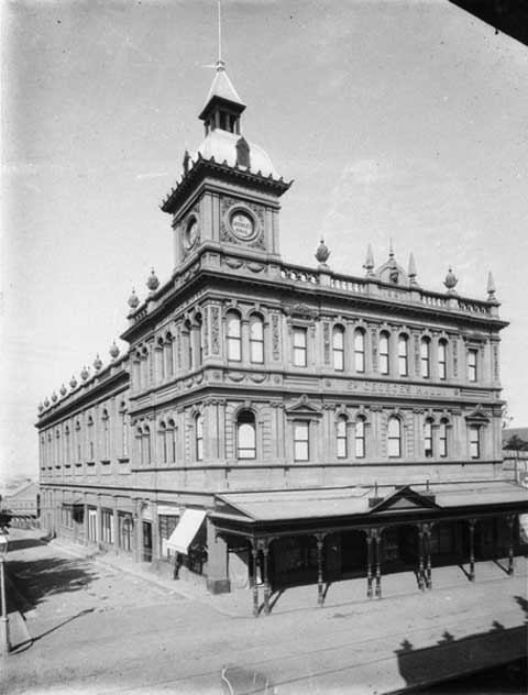 St George’s Hall, 352 King Street, Newtown, 1900-1939. Image: NSW State Library collection. Reproduction: Peter de Waal