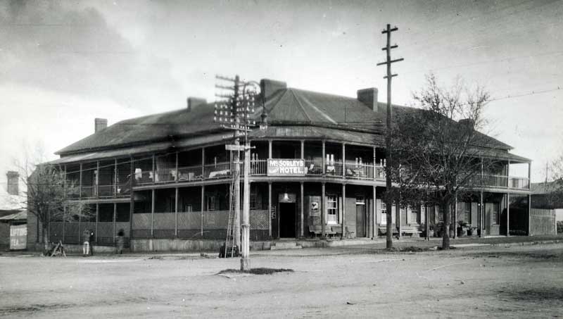 McSorley’s Family Hotel, c. 1914-1941. Image: Vic State Library collection. Reproduction: Peter de Waal