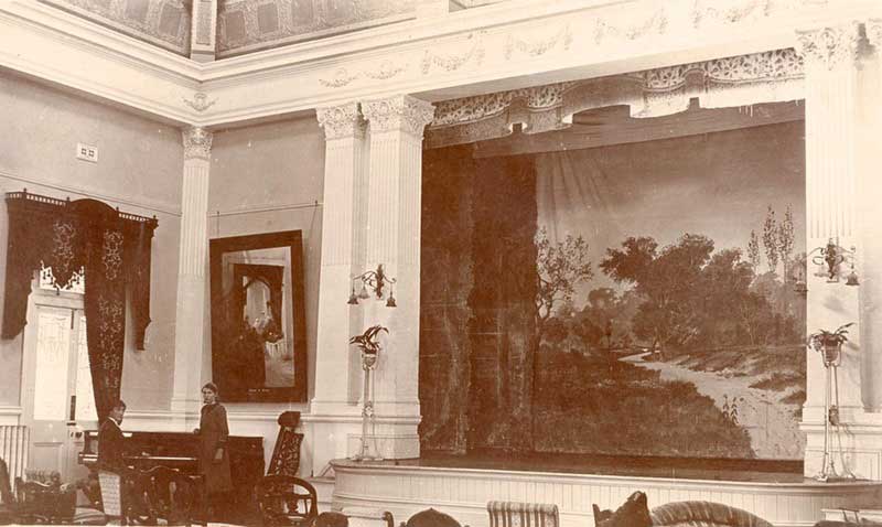 Hydro Majestic Hotel, Concert Hall, Medlow Bath, NSW, c.1900-1927. Image: NSW State Library collection. Reproduction: Peter de Waal