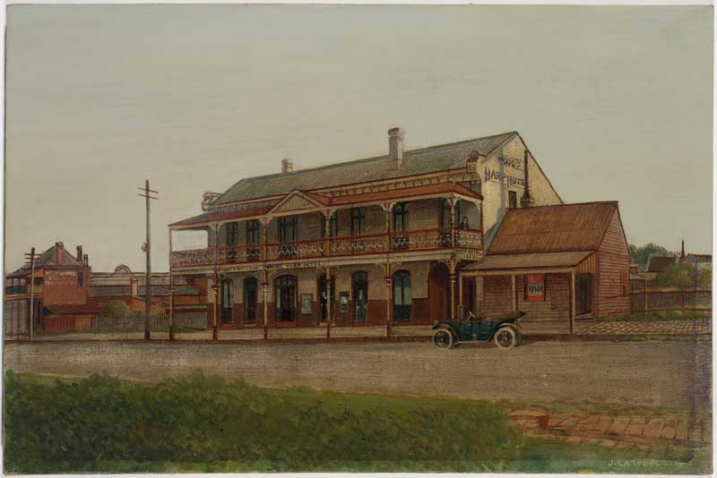 Harp Hotel, Wollongong, 1918. Image: NSW State Library collection. Reproduction: Peter de Waal